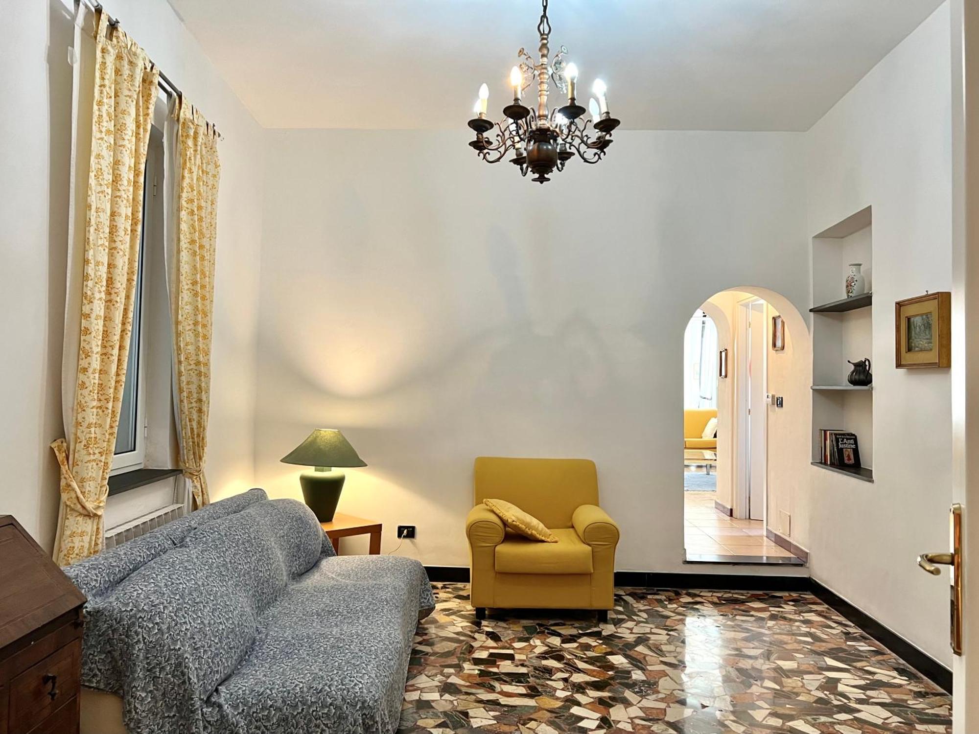 Lovingenoa Prione Genoa